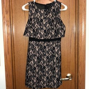FOREVER 21 BLACK LACE DRESS! Size Small!